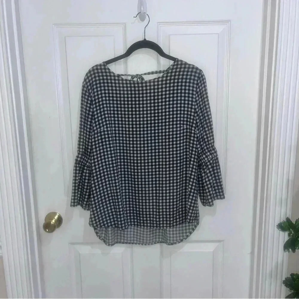 Maurices checkered board women’s top